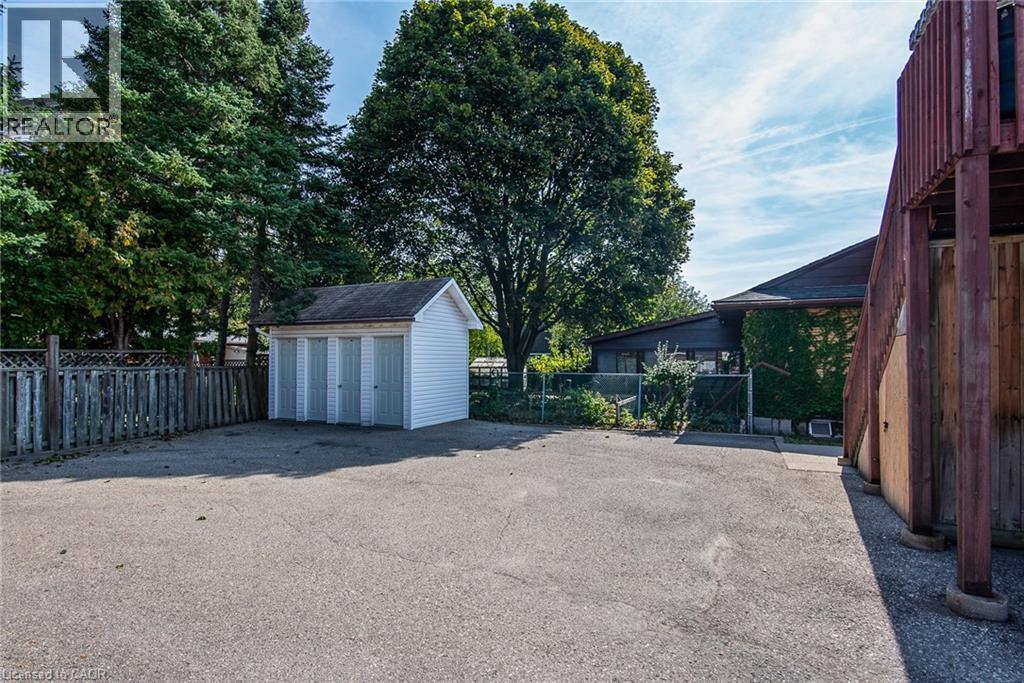 296 Ahrens Street W, Kitchener, Ontario N2H 4E4 - Photo 6 - 40772674