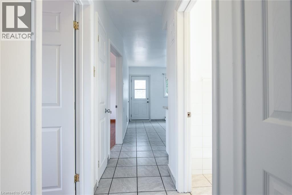 296 Ahrens Street W, Kitchener, Ontario N2H 4E4 - Photo 17 - 40772674