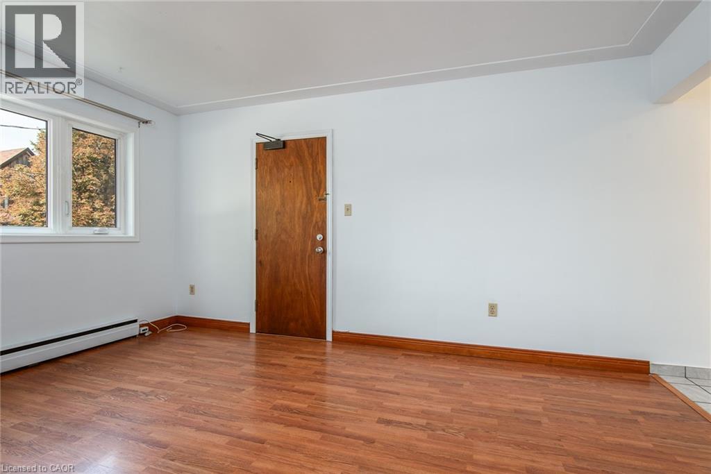 296 Ahrens Street W, Kitchener, Ontario N2H 4E4 - Photo 14 - 40772674