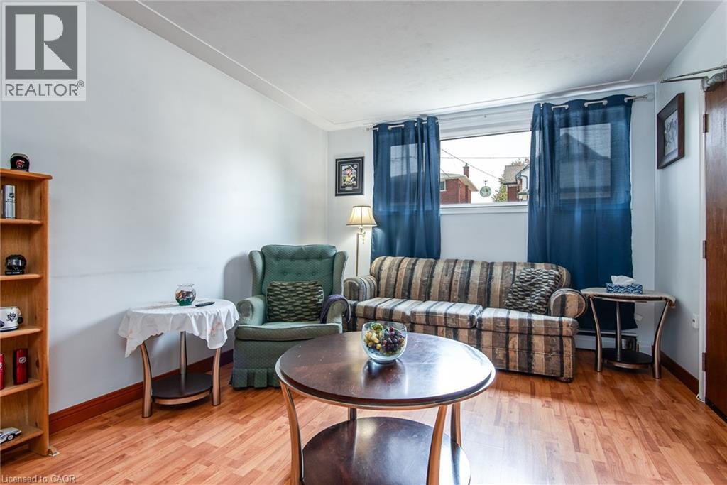 296 Ahrens Street W, Kitchener, Ontario N2H 4E4 - Photo 33 - 40772674