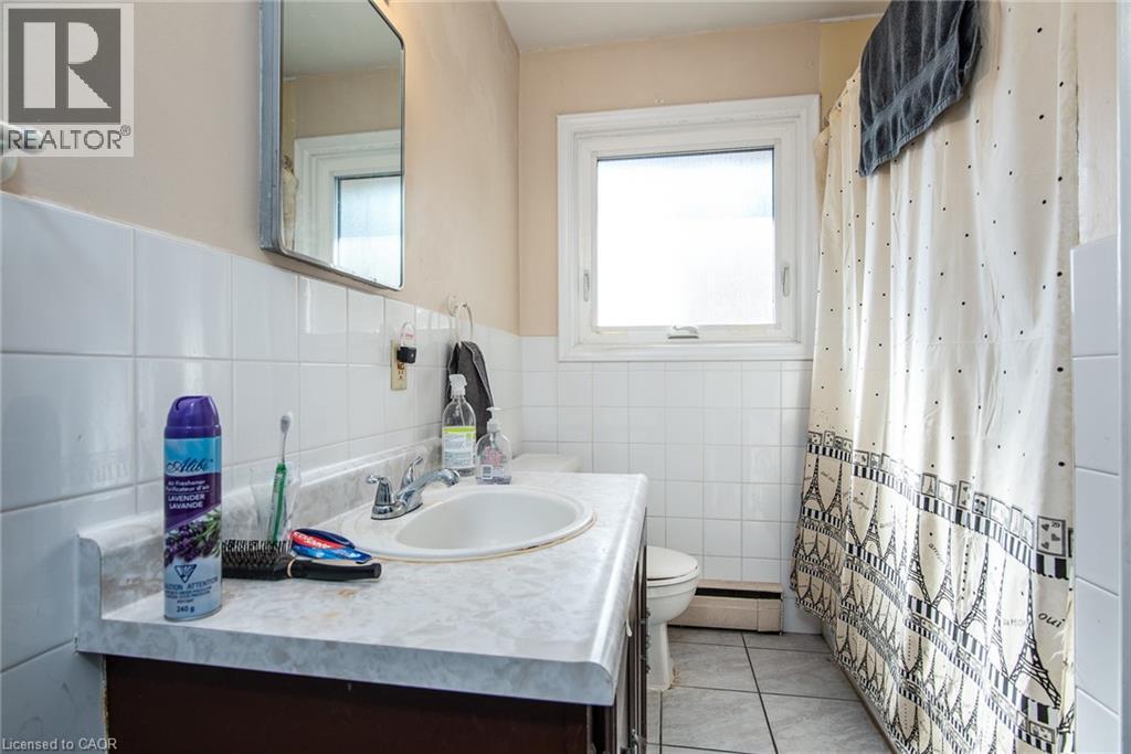 296 Ahrens Street W, Kitchener, Ontario N2H 4E4 - Photo 45 - 40772674