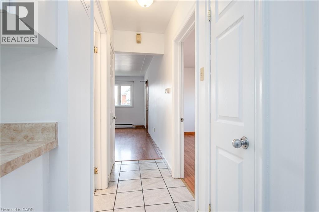 296 Ahrens Street W, Kitchener, Ontario N2H 4E4 - Photo 27 - 40772674