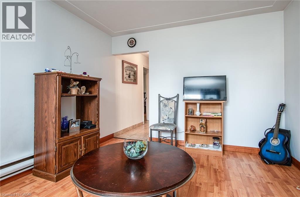 296 Ahrens Street W, Kitchener, Ontario N2H 4E4 - Photo 31 - 40772674