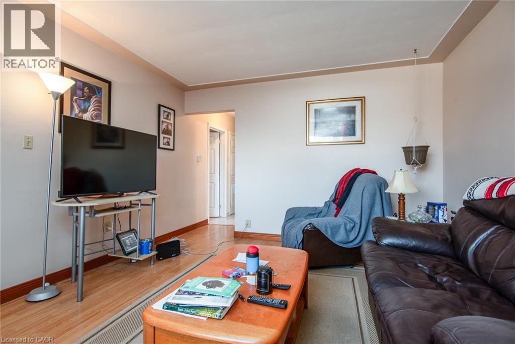 296 Ahrens Street W, Kitchener, Ontario N2H 4E4 - Photo 44 - 40772674