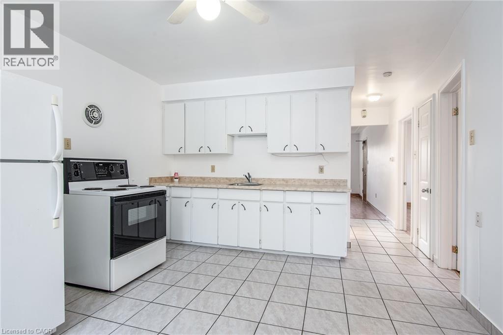 296 Ahrens Street W, Kitchener, Ontario N2H 4E4 - Photo 23 - 40772674