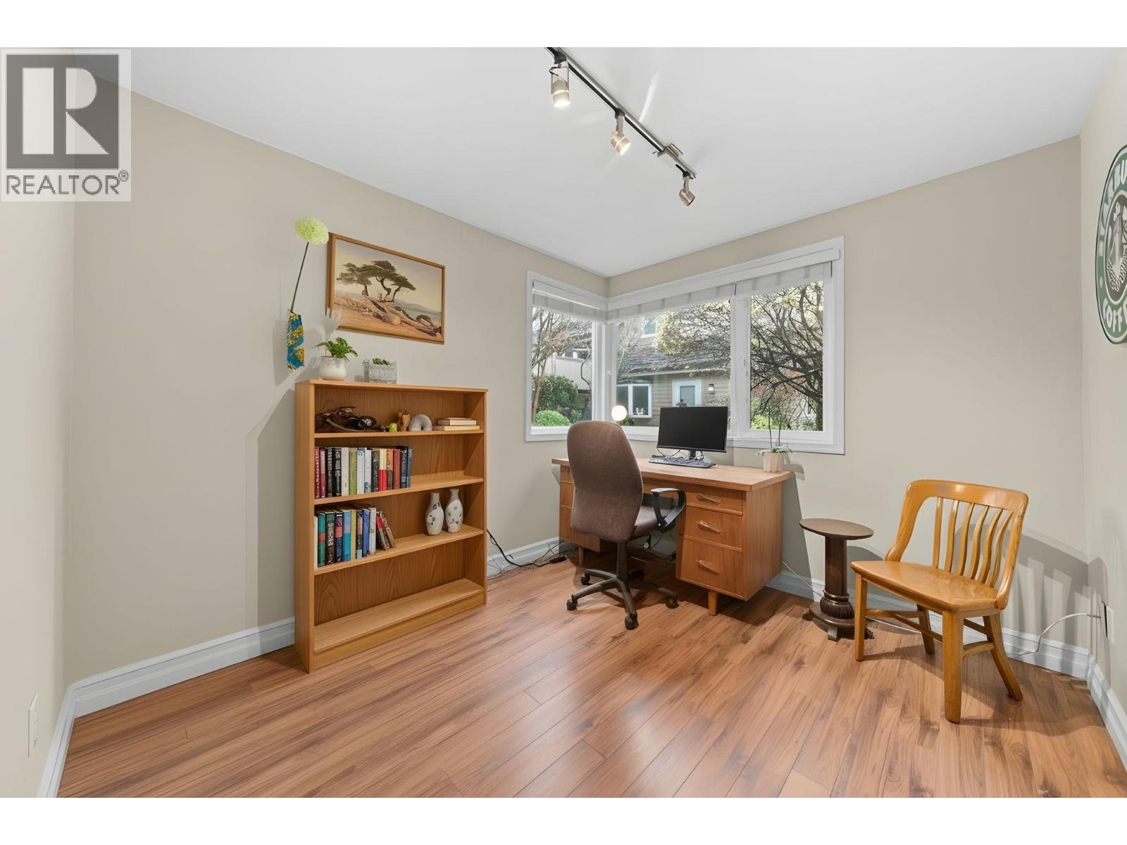 6 230 W 15th Street, North Vancouver, British Columbia  V7M 1S2 - Photo 16 - R3068373