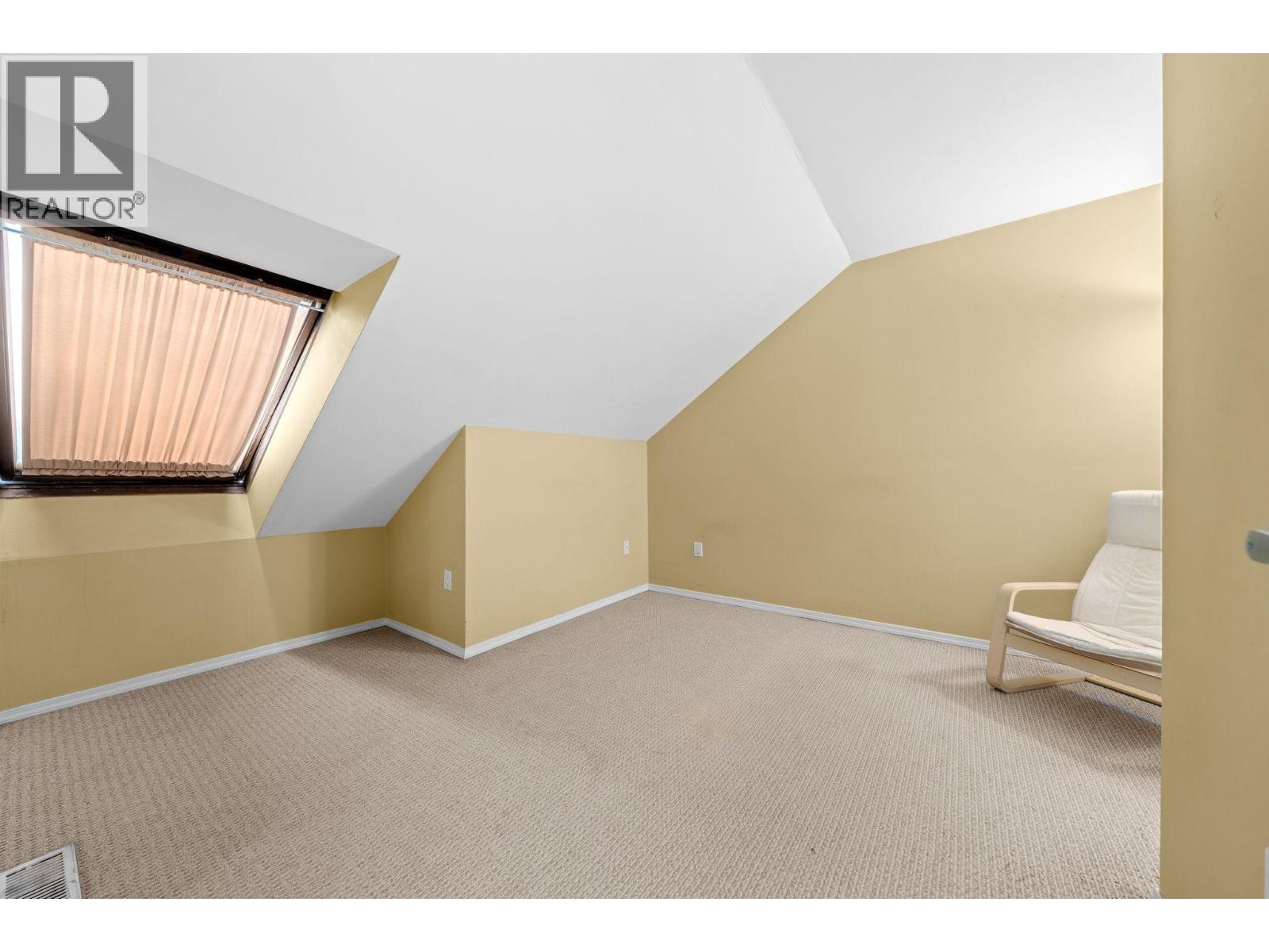 6 230 W 15th Street, North Vancouver, British Columbia  V7M 1S2 - Photo 31 - R3068373