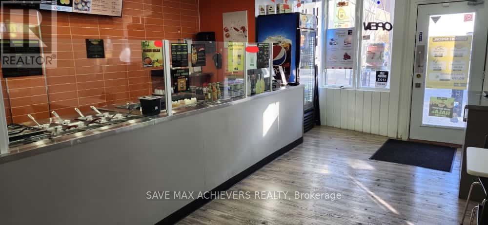 497 Dundas Street, Woodstock, Ontario  N4S 1C3 - Photo 4 - X12552356