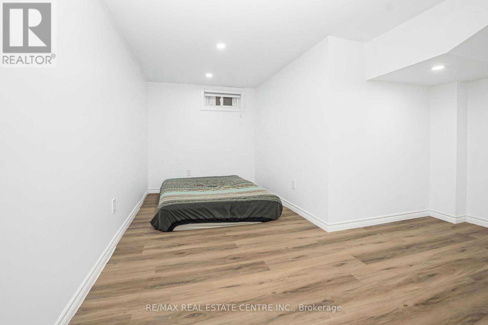 959 Mohawk Road E, Hamilton, Ontario  L8T 2R9 - Photo 35 - X12557018