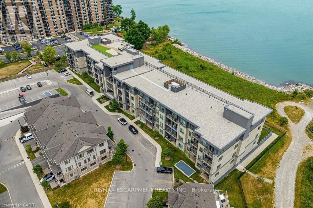 321 - 35 Southshore Crescent, Hamilton, Ontario  L8E 0J2 - Photo 3 - X12557034