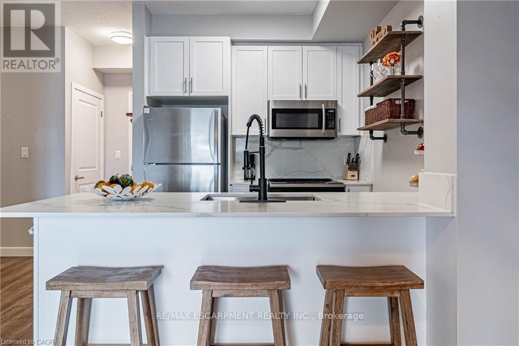 321 - 35 Southshore Crescent, Hamilton, Ontario  L8E 0J2 - Photo 7 - X12557034