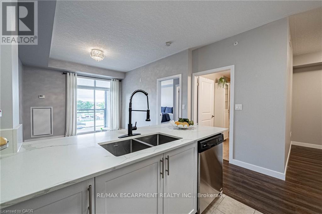 321 - 35 Southshore Crescent, Hamilton, Ontario  L8E 0J2 - Photo 8 - X12557034