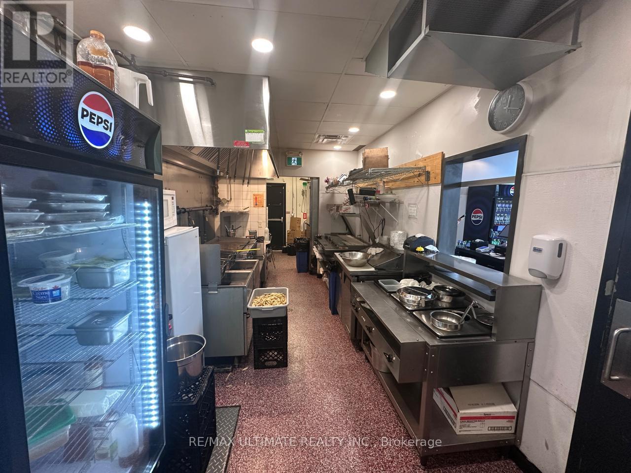 34 Monogram Place, Quinte West, Ontario  K8V 5P8 - Photo 5 - X12557036