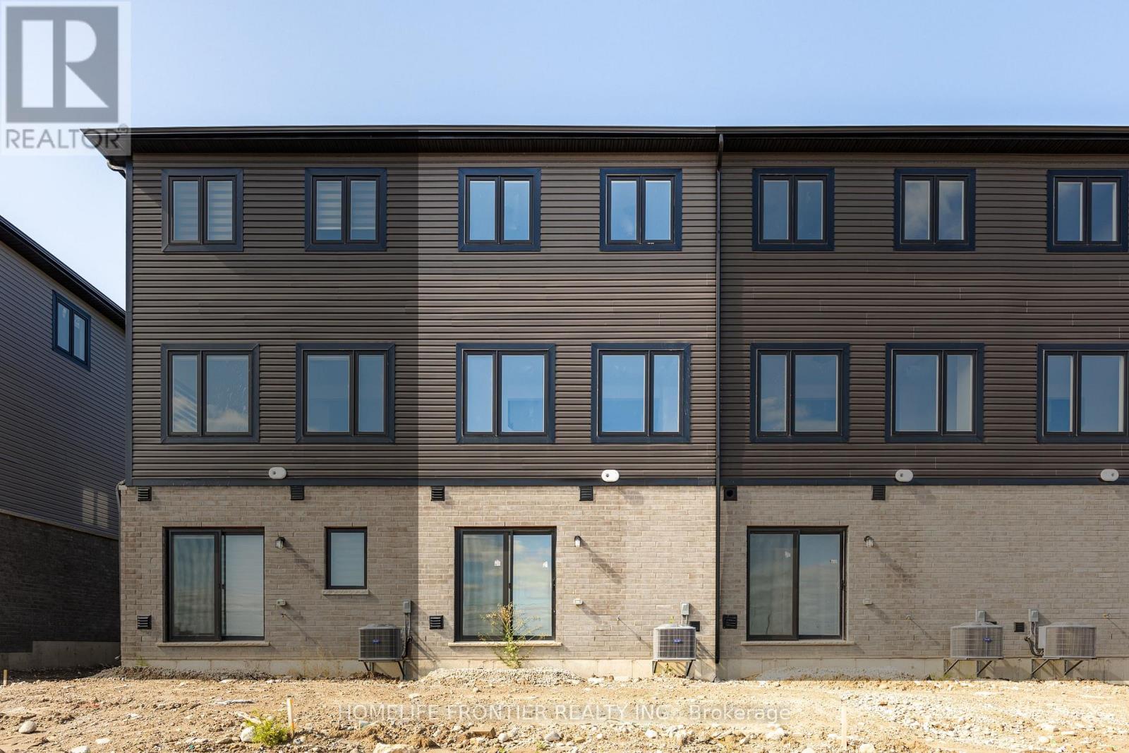 85 - 155 Equestrian Way, Cambridge, Ontario  N3E 0E8 - Photo 6 - X12557064