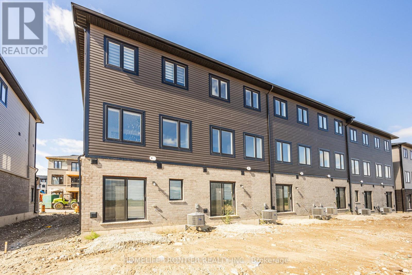 85 - 155 Equestrian Way, Cambridge, Ontario  N3E 0E8 - Photo 7 - X12557064