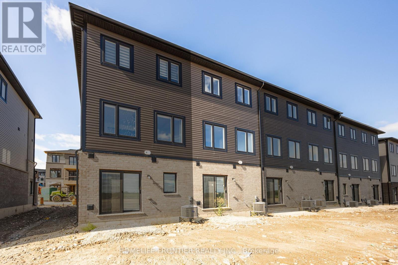 85 - 155 Equestrian Way, Cambridge, Ontario  N3E 0E8 - Photo 8 - X12557064