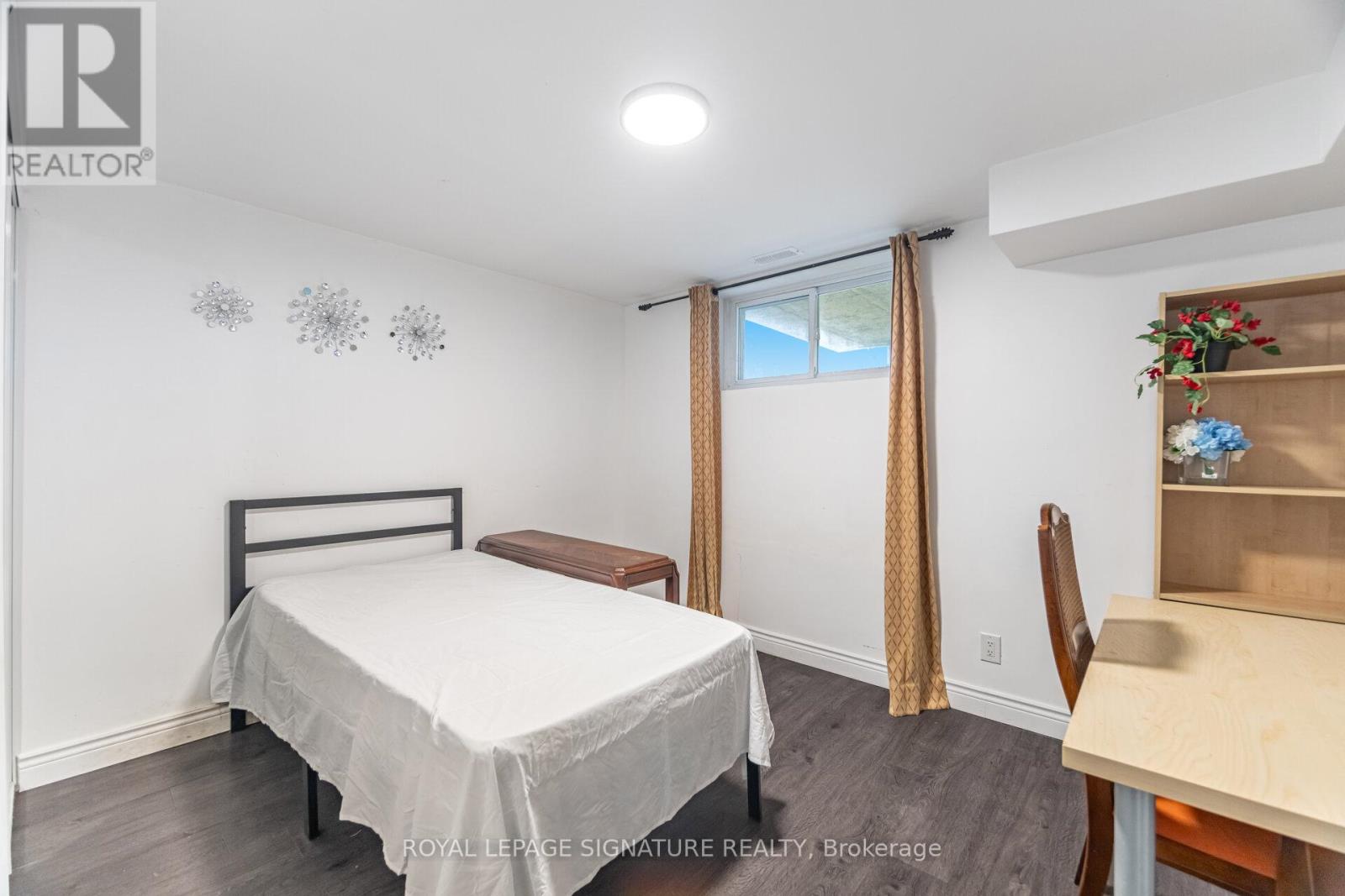 406 Tamarack Drive, Waterloo, Ontario  N2L 4G6 - Photo 30 - X12557078