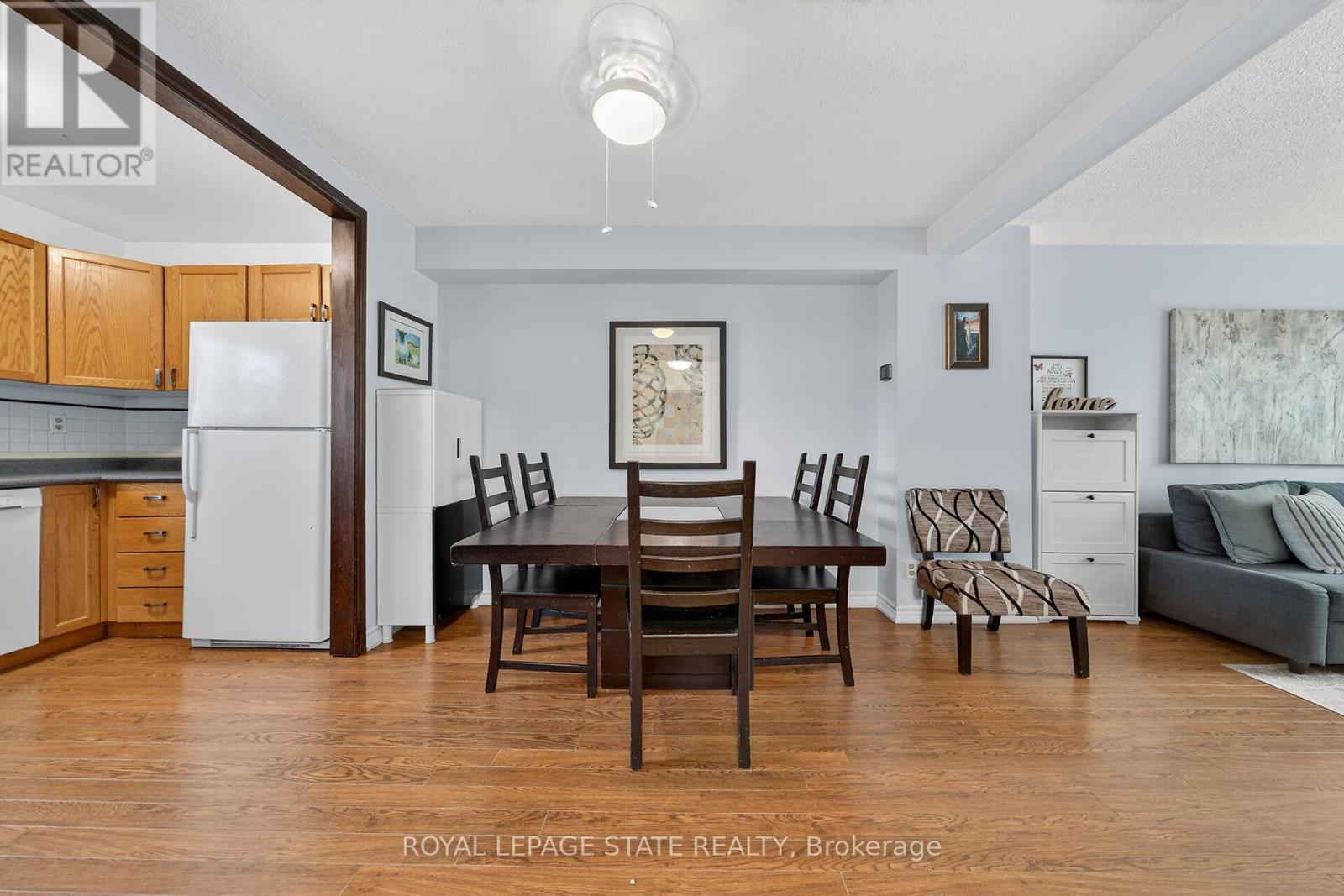 83 Fonthill Road, Hamilton, Ontario  L9C 6T1 - Photo 8 - X12557096