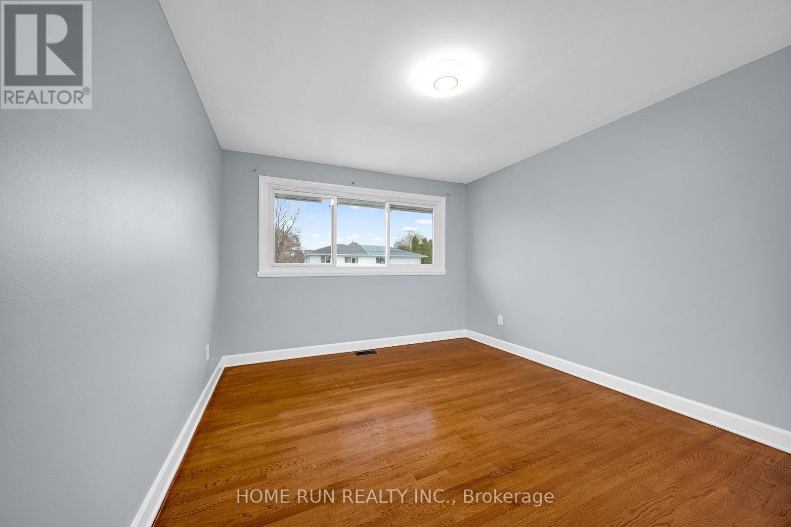 376 Britannia Road, Ottawa, Ontario K2B 5X8 - Photo 42 - X12557128