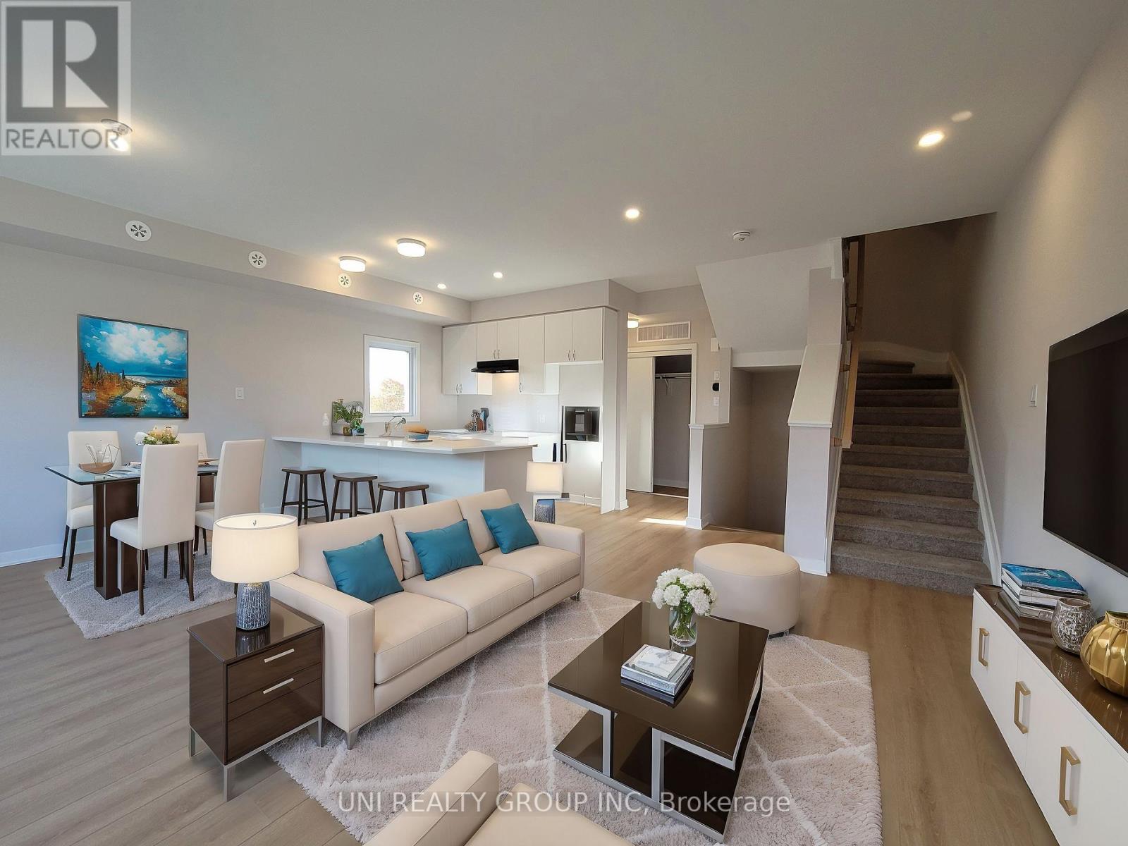 702 Mishi Private, Ottawa, Ontario K1K 5C5 - Photo 11 - X12557132