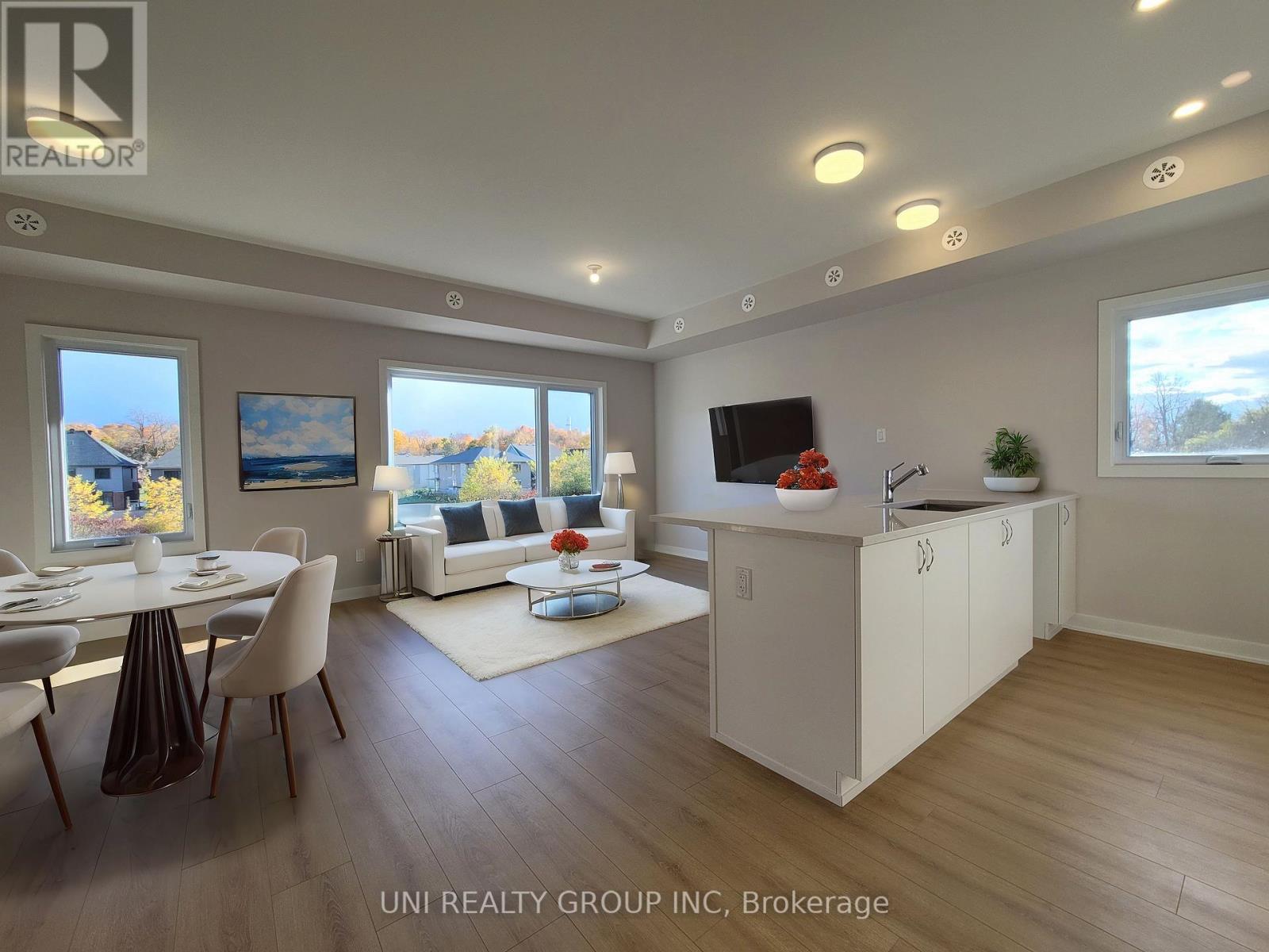 702 Mishi Private, Ottawa, Ontario K1K 5C5 - Photo 7 - X12557132