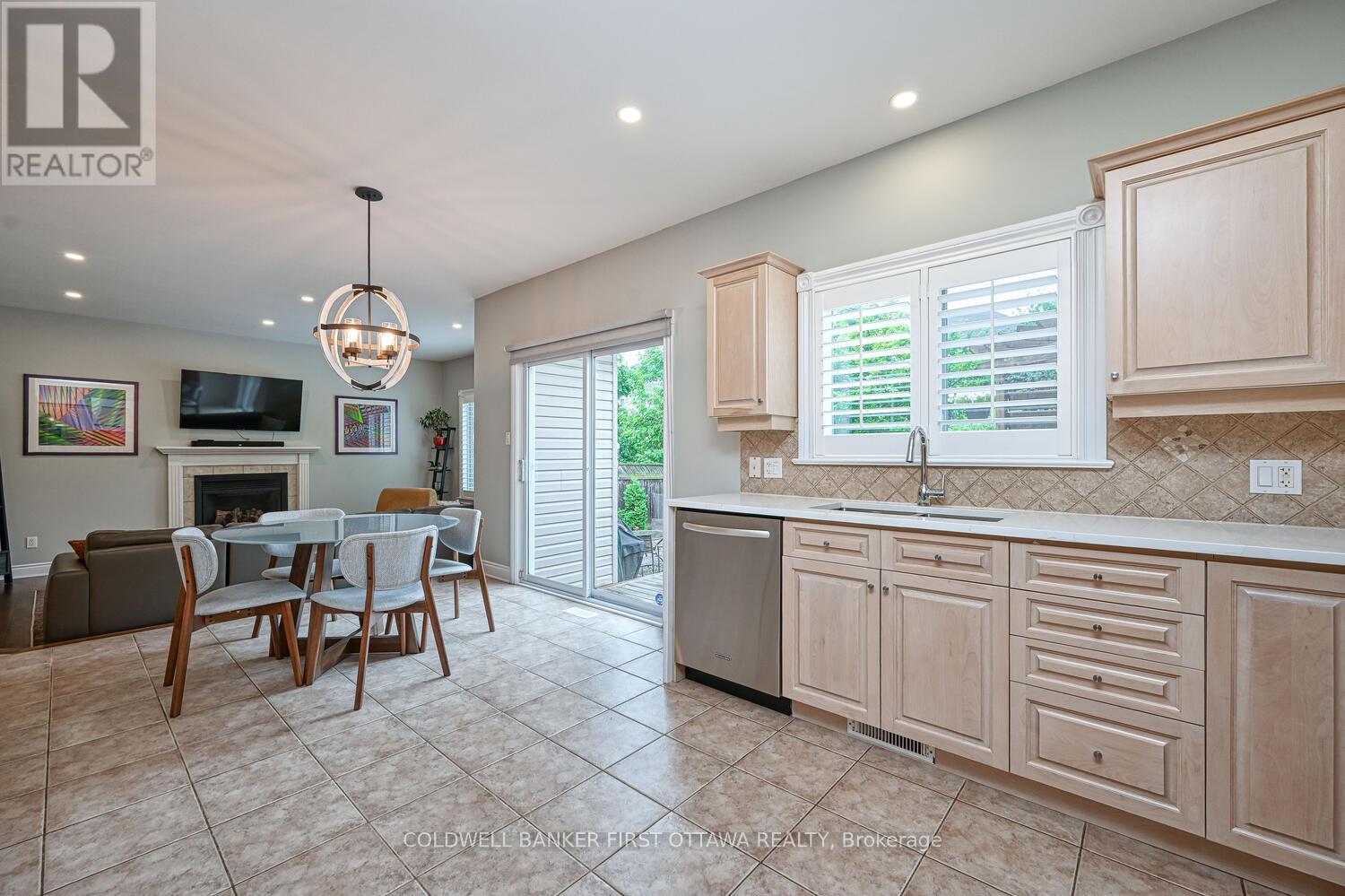 105 Sirocco Crescent, Ottawa, Ontario  K2S 2C9 - Photo 19 - X12557134