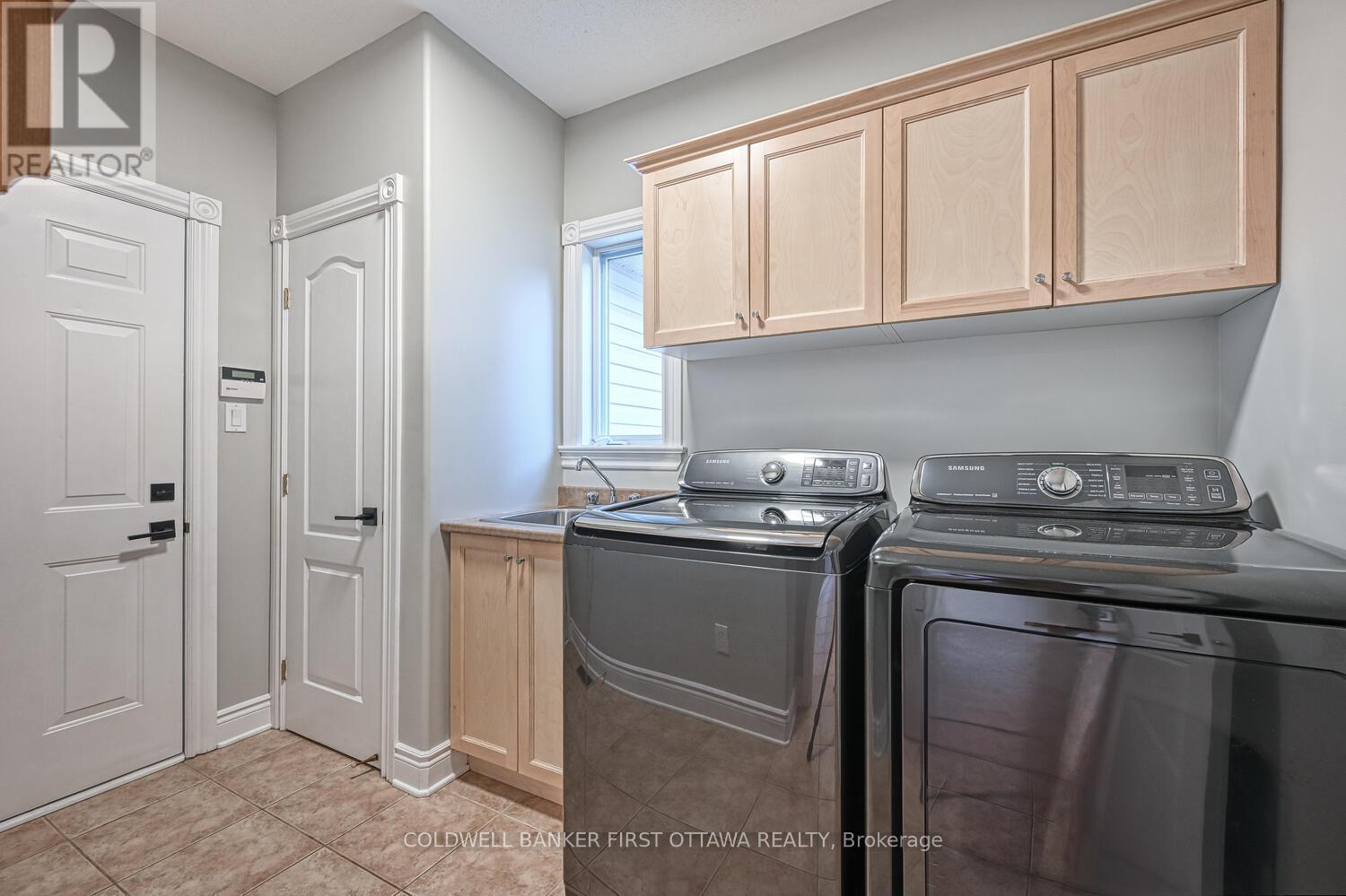 105 Sirocco Crescent, Ottawa, Ontario  K2S 2C9 - Photo 21 - X12557134