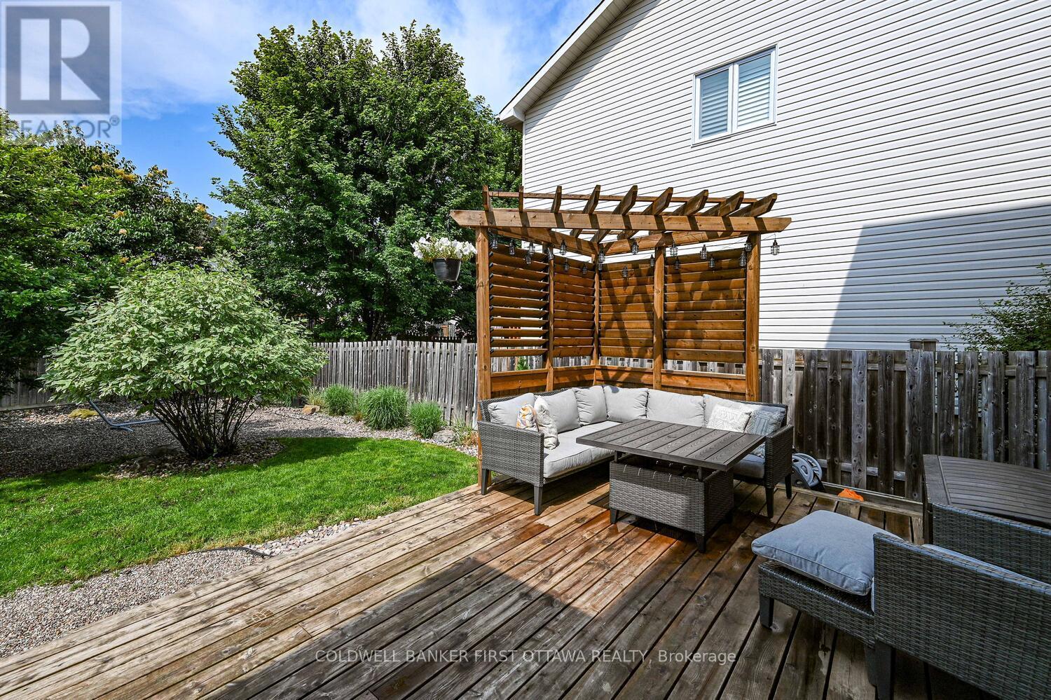 105 Sirocco Crescent, Ottawa, Ontario  K2S 2C9 - Photo 46 - X12557134