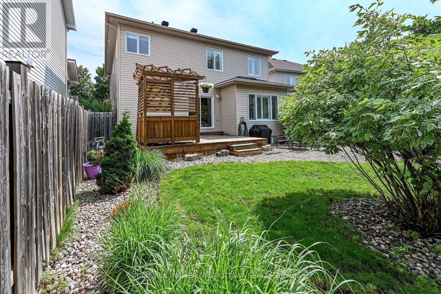 105 Sirocco Crescent, Ottawa, Ontario  K2S 2C9 - Photo 49 - X12557134