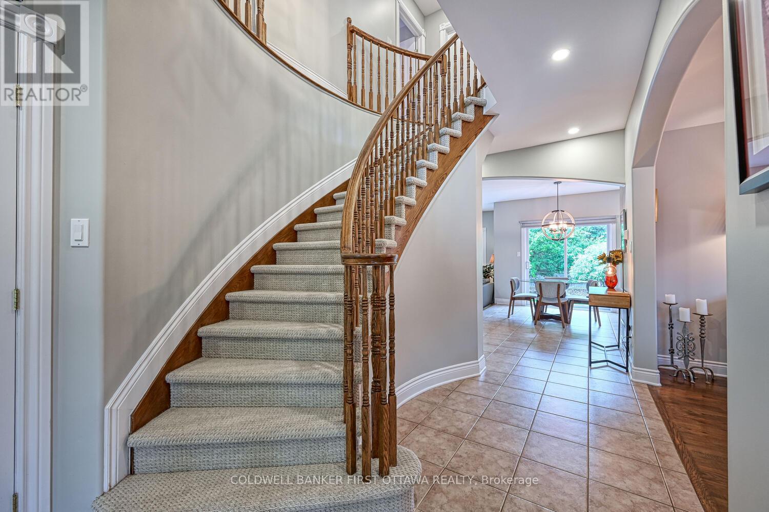 105 Sirocco Crescent, Ottawa, Ontario  K2S 2C9 - Photo 6 - X12557134