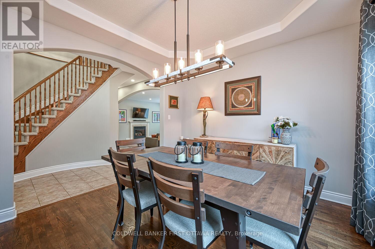 105 Sirocco Crescent, Ottawa, Ontario  K2S 2C9 - Photo 8 - X12557134