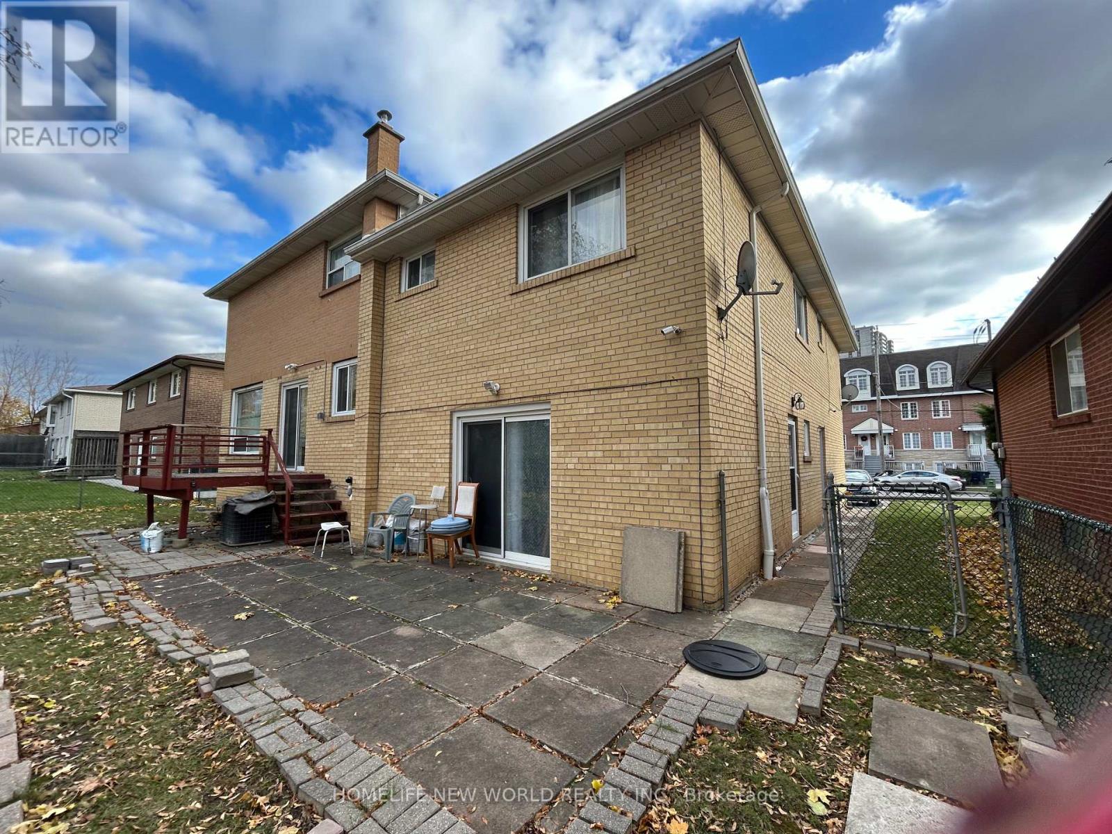 38 Cedarcroft Boulevard W, Toronto, Ontario  M2R 2Z5 - Photo 4 - C12556984