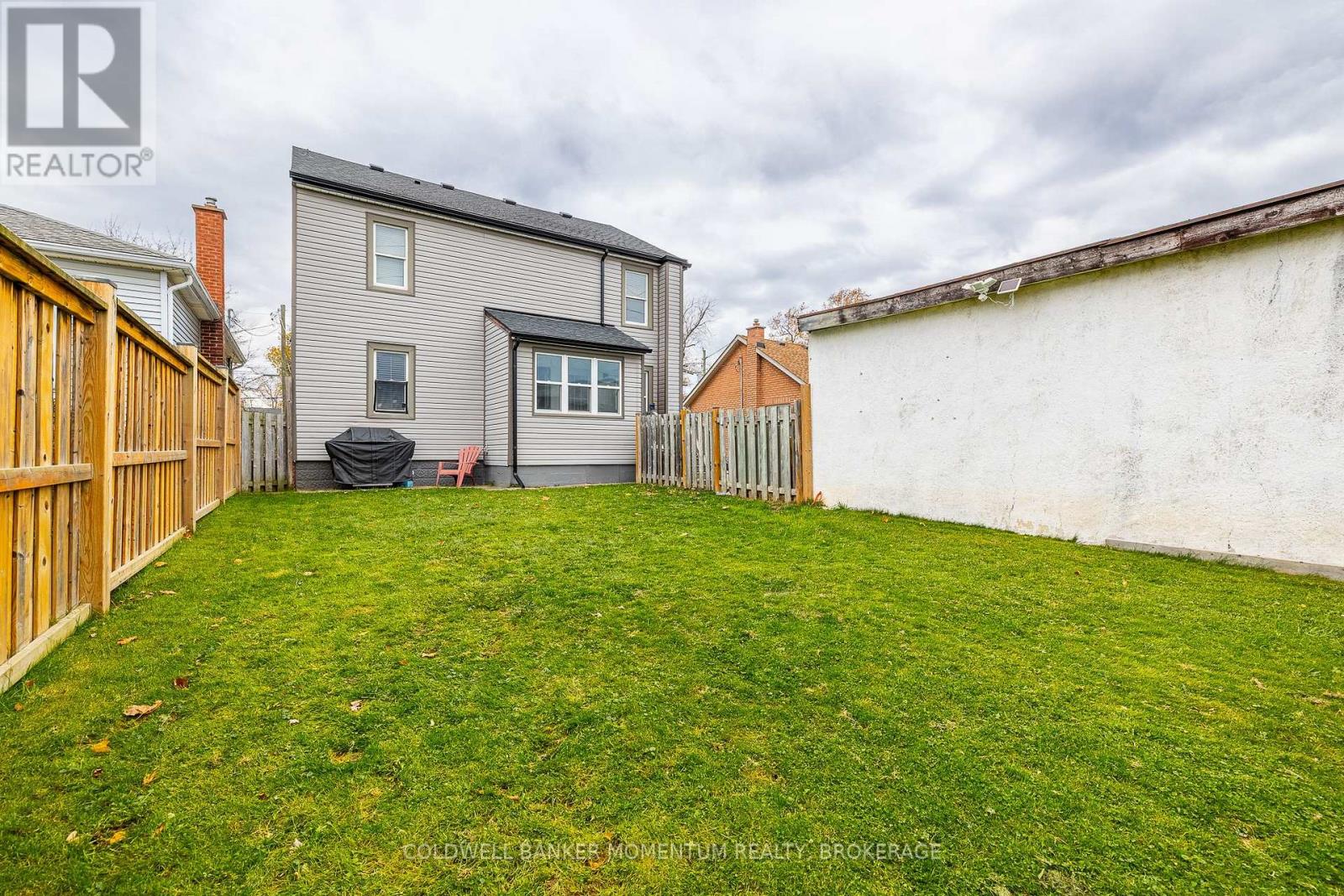 46 Harold Avenue, Welland, Ontario  L3B 1J5 - Photo 32 - X12557114