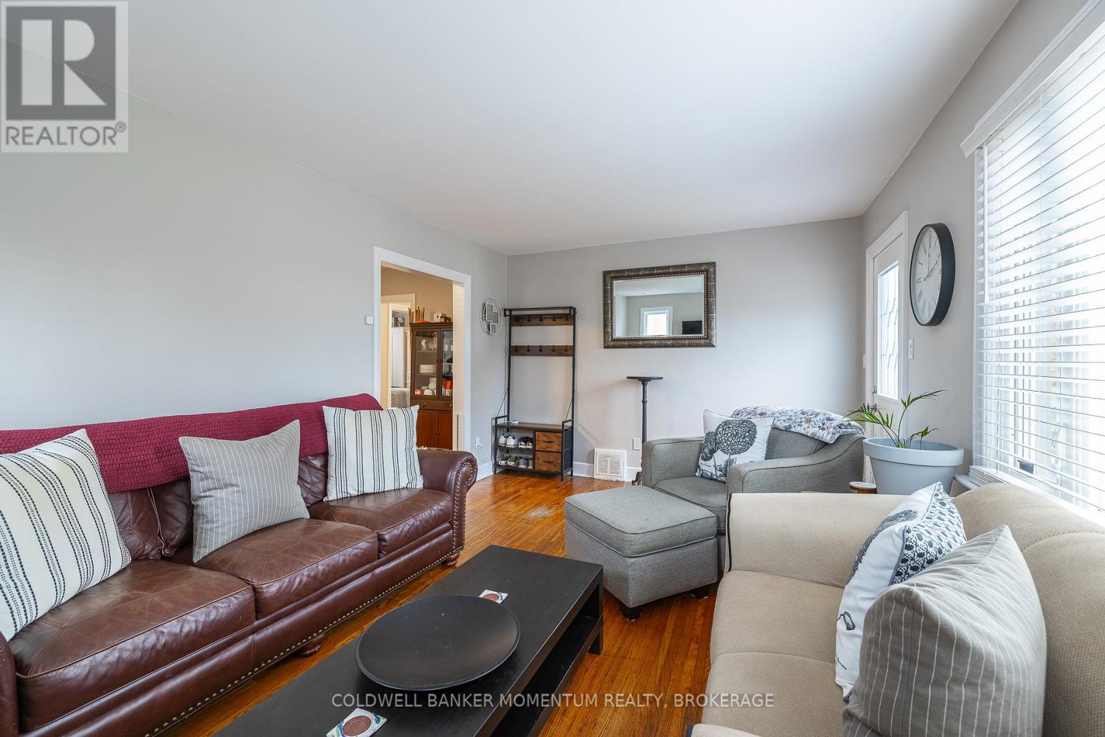 46 Harold Avenue, Welland, Ontario  L3B 1J5 - Photo 4 - X12557114