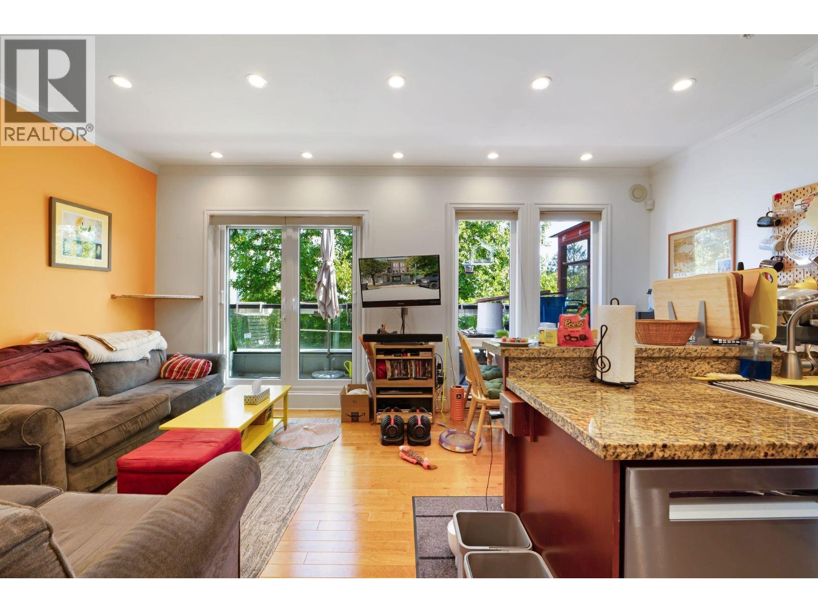 201 75 N Renfrew Street, Vancouver, British Columbia  V5K 3N6 - Photo 6 - R3068551