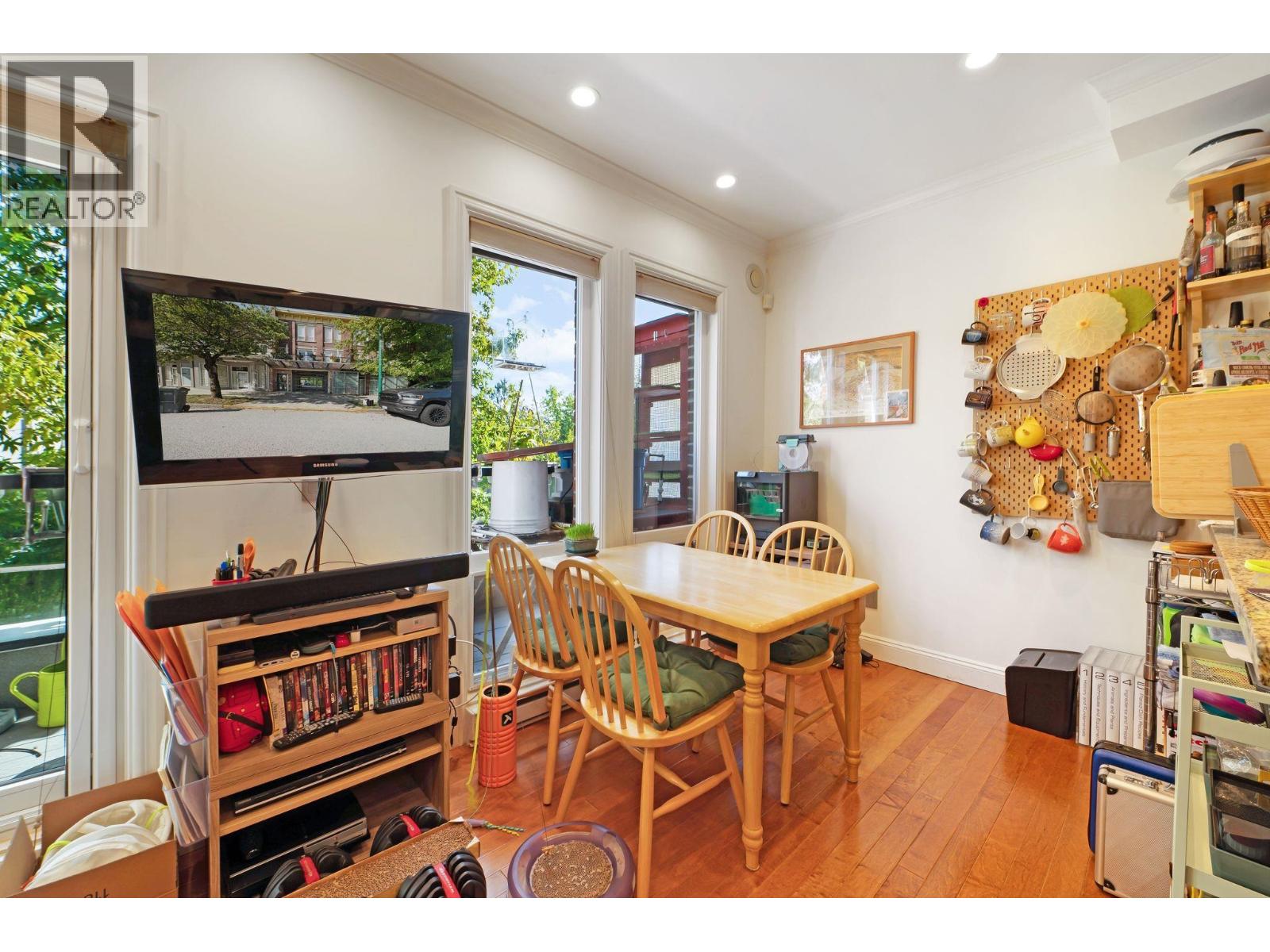 201 75 N Renfrew Street, Vancouver, British Columbia  V5K 3N6 - Photo 8 - R3068551