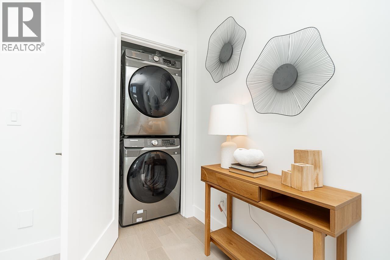 2 434 E 1st Street, North Vancouver, British Columbia  V7L 1B7 - Photo 14 - R3068566