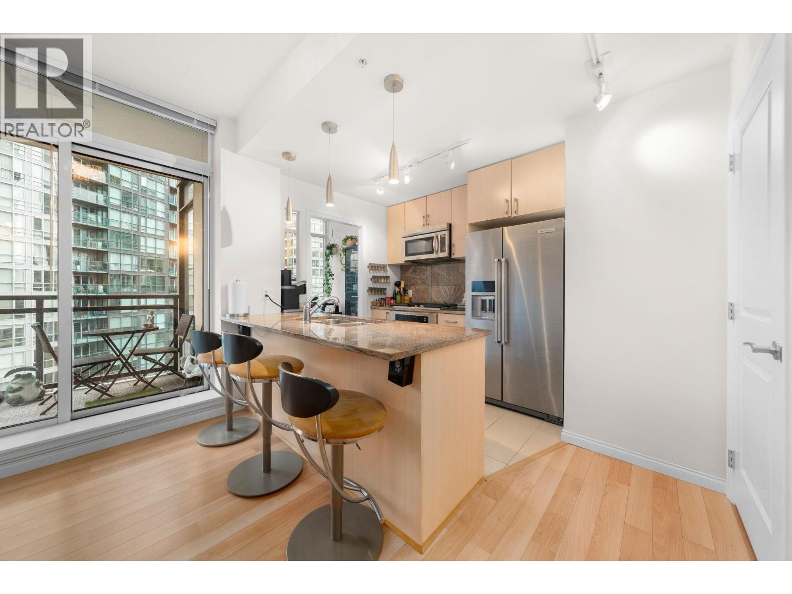 1101 1211 Melville Street, Vancouver, British Columbia  V6E 0A7 - Photo 3 - R3068572