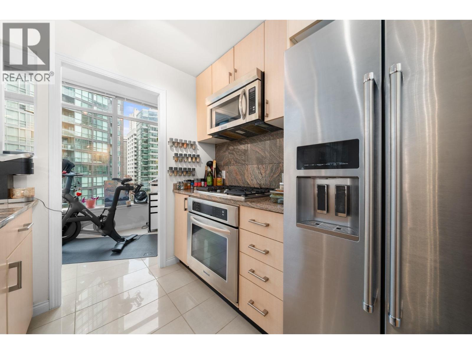 1101 1211 Melville Street, Vancouver, British Columbia  V6E 0A7 - Photo 9 - R3068572