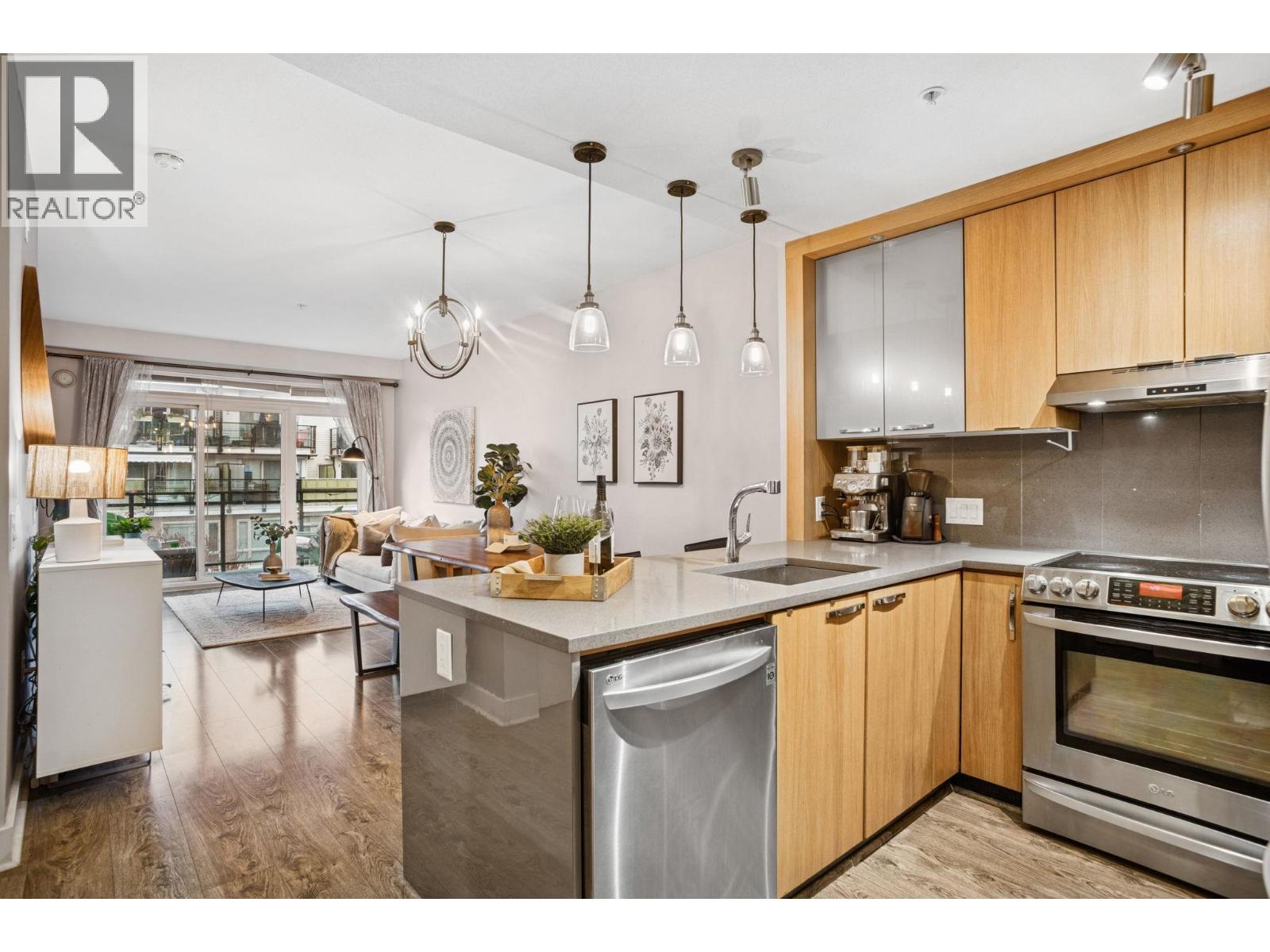 303 733 W 14 Street, North Vancouver, British Columbia  V7M 0C6 - Photo 14 - R3068593