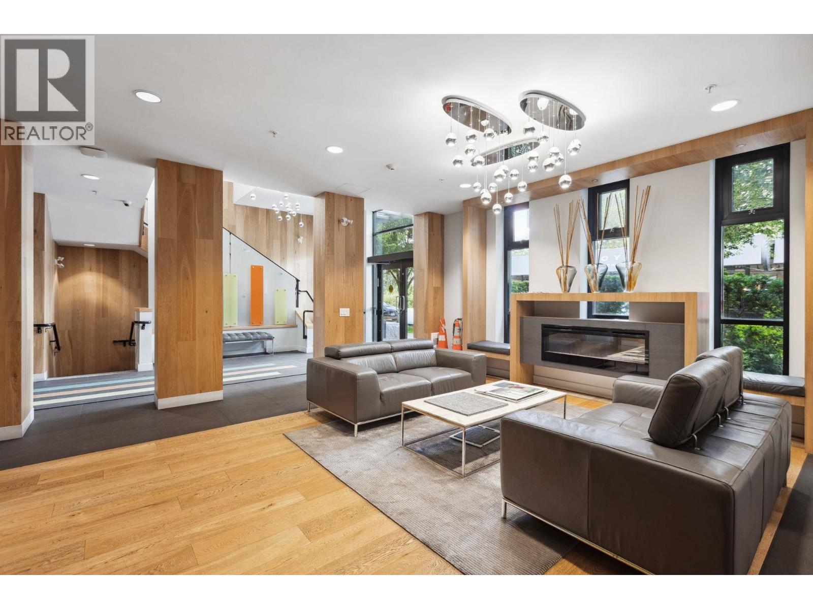 303 733 W 14 Street, North Vancouver, British Columbia  V7M 0C6 - Photo 23 - R3068593