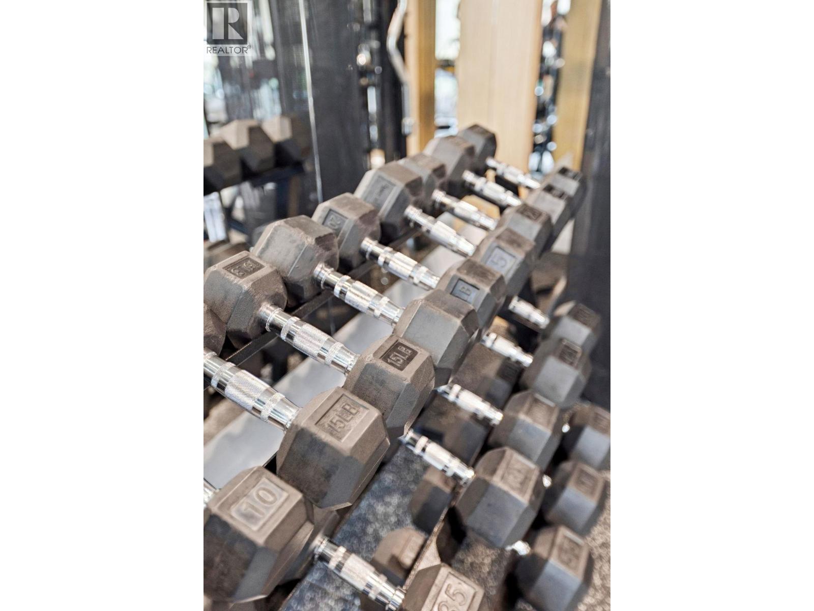 303 733 W 14 Street, North Vancouver, British Columbia  V7M 0C6 - Photo 25 - R3068593