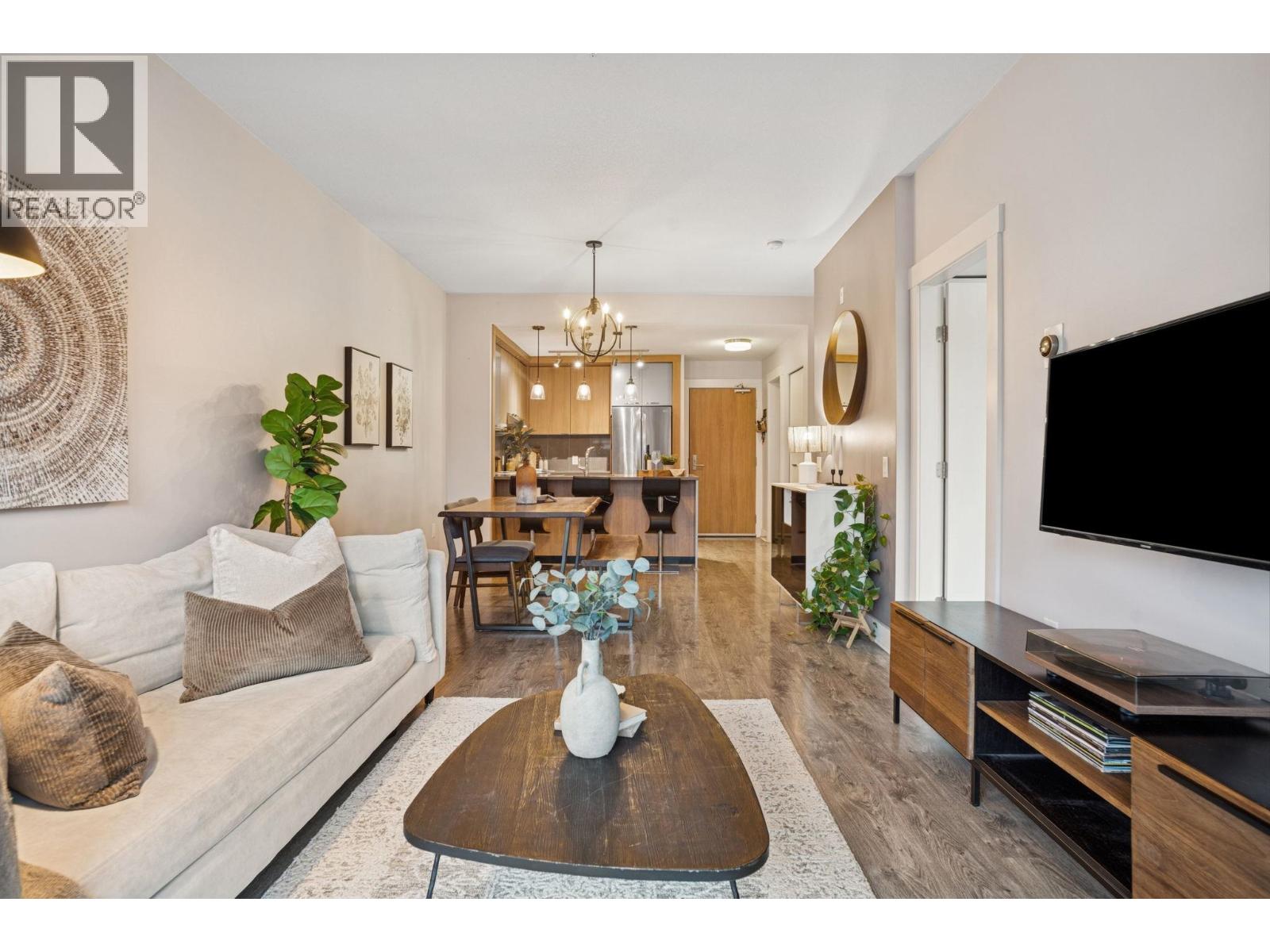 303 733 W 14 Street, North Vancouver, British Columbia  V7M 0C6 - Photo 8 - R3068593