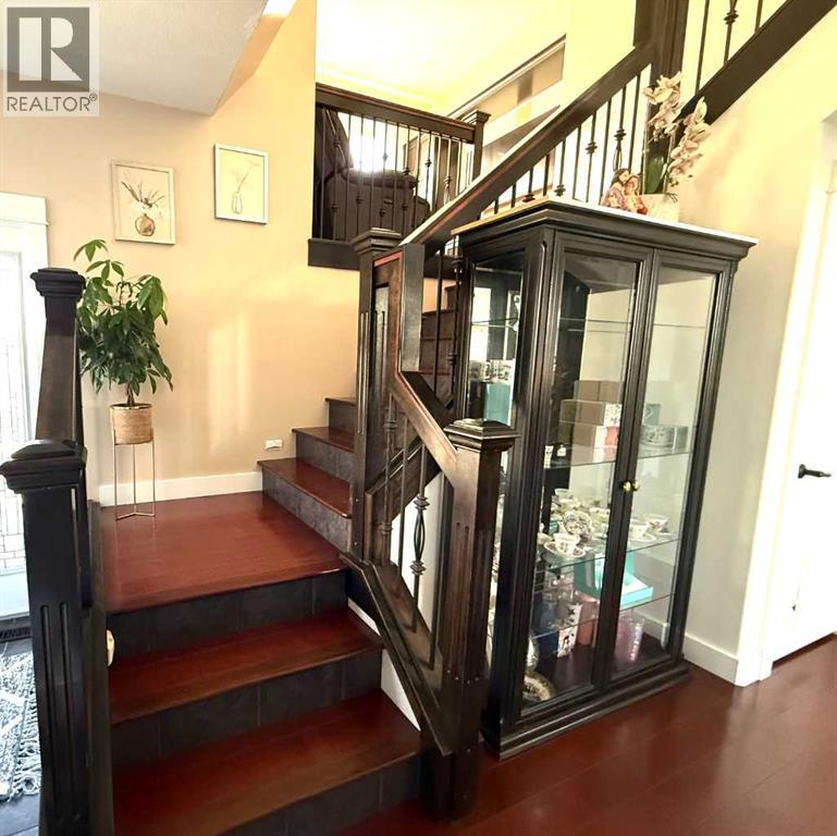 20 Oakfield Close, Red Deer, Alberta  T4P 0C9 - Photo 6 - A2270240