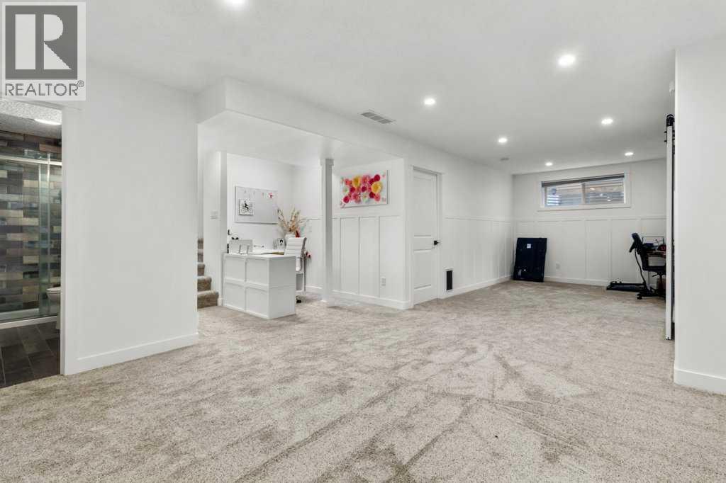 20 Oakfield Close, Red Deer, Alberta  T4P 0C9 - Photo 32 - A2270240