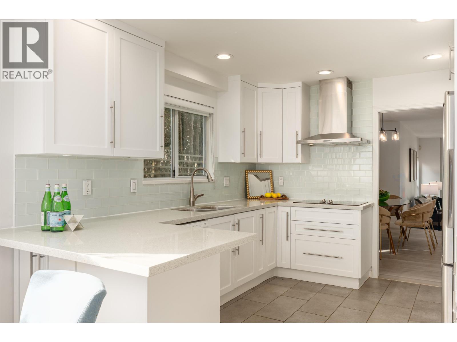 3330 W 21st Avenue, Vancouver, British Columbia V6S 1G7 - Photo 13 - R3068573