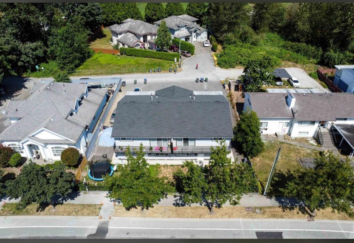 15825-15827 96 Avenue, Surrey, British Columbia  V4N 2R8 - Photo 1 - R3068603