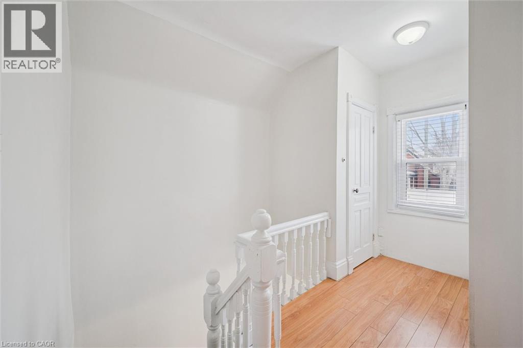 47 Krug Street, Kitchener, Ontario  N2H 2X5 - Photo 14 - 40787218