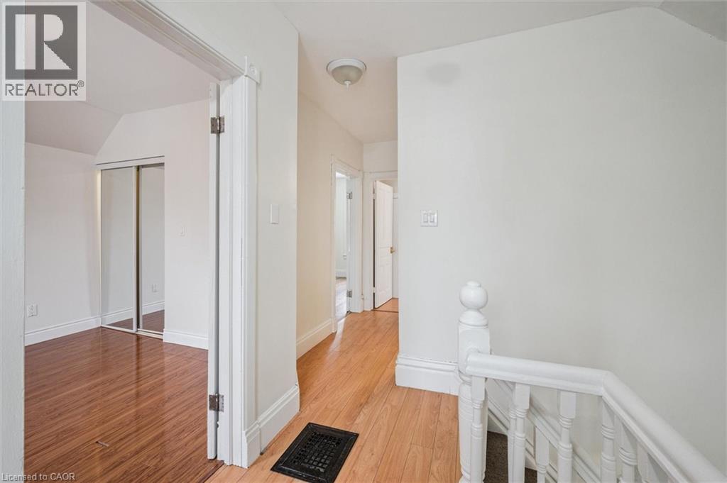 47 Krug Street, Kitchener, Ontario  N2H 2X5 - Photo 15 - 40787218