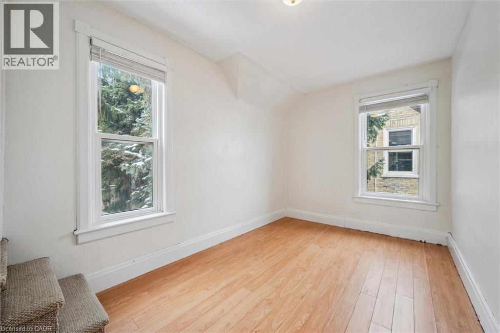 47 Krug Street, Kitchener, Ontario  N2H 2X5 - Photo 18 - 40787218